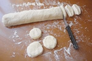 Как приготовить пышные сырники () Как приготовить пышные сырники