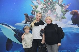 Константин Хабенский, Дарья Мороз, Валерия Гай Германика побывали на премьере мюзикла «Вокруг света за Новый год» () Константин Хабенский, Дарья Мороз, Валерия Гай Германика побывали на премьере мюзикла «Вокруг света за Новый год»